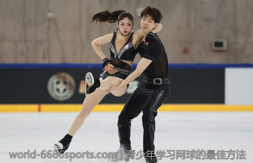 青少年学习网球的最佳方法